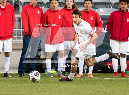 Thumbnail 2 in Denver East vs. Broomfield (CHSAA 5A Final) photogallery.