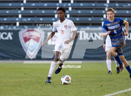 Thumbnail 3 in Denver East vs. Broomfield (CHSAA 5A Final) photogallery.