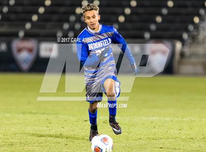 Thumbnail 3 in Denver East vs. Broomfield (CHSAA 5A Final) photogallery.