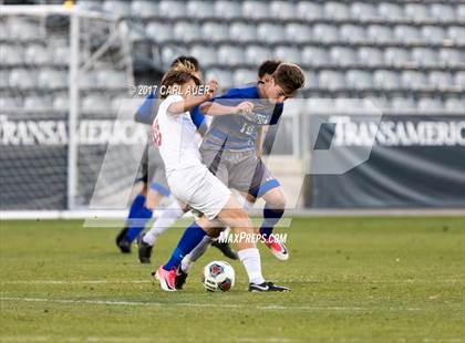 Thumbnail 3 in Denver East vs. Broomfield (CHSAA 5A Final) photogallery.