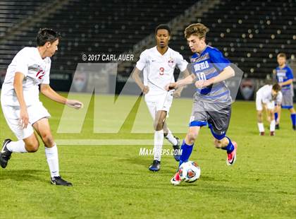 Thumbnail 3 in Denver East vs. Broomfield (CHSAA 5A Final) photogallery.
