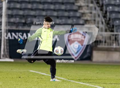 Thumbnail 3 in Denver East vs. Broomfield (CHSAA 5A Final) photogallery.