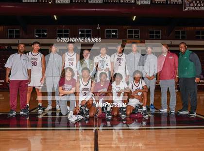 Thumbnail 3 in Jefferson vs. Chapel Hill (Holiday Hoops Classic) photogallery.