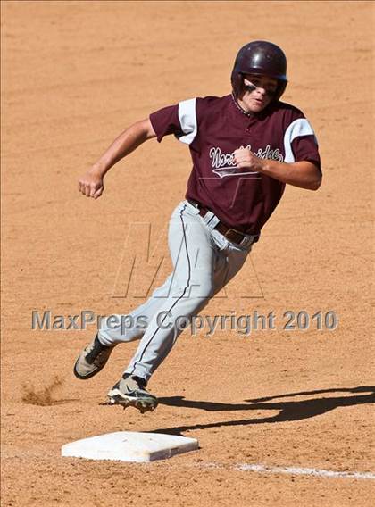 Thumbnail 3 in Duxbury vs. Northbridge (MIAA Division 2 Final) photogallery.
