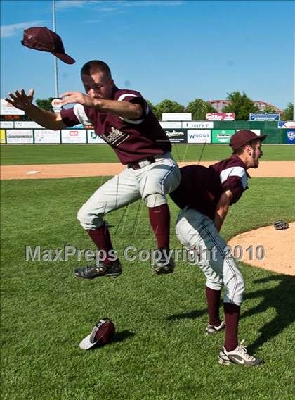 Thumbnail 2 in Duxbury vs. Northbridge (MIAA Division 2 Final) photogallery.