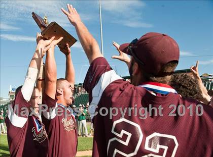 Thumbnail 1 in Duxbury vs. Northbridge (MIAA Division 2 Final) photogallery.