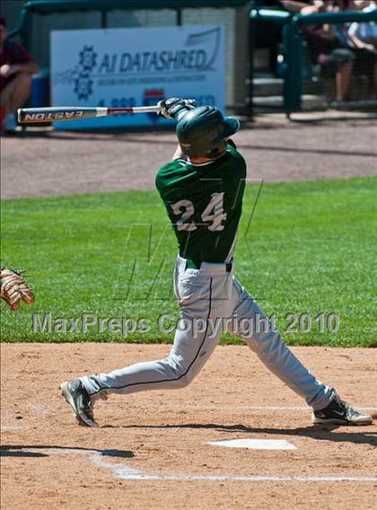 Thumbnail 1 in Duxbury vs. Northbridge (MIAA Division 2 Final) photogallery.