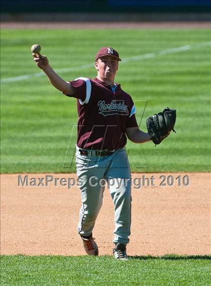 Thumbnail 2 in Duxbury vs. Northbridge (MIAA Division 2 Final) photogallery.