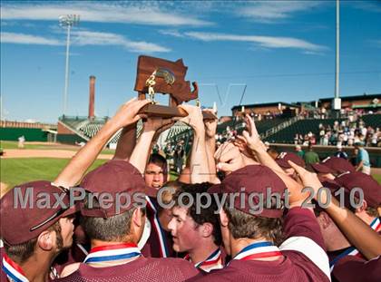 Thumbnail 2 in Duxbury vs. Northbridge (MIAA Division 2 Final) photogallery.