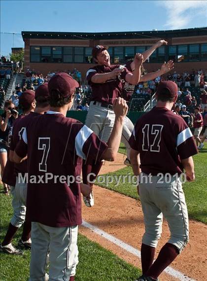Thumbnail 2 in Duxbury vs. Northbridge (MIAA Division 2 Final) photogallery.