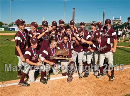 Thumbnail 2 in Duxbury vs. Northbridge (MIAA Division 2 Final) photogallery.