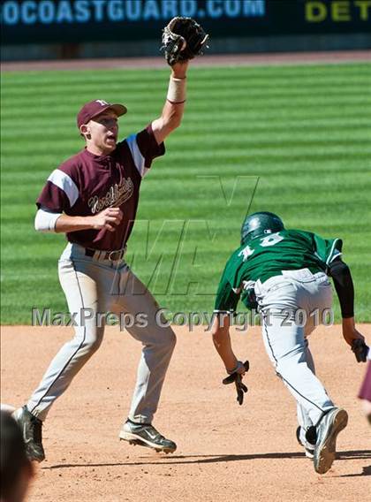 Thumbnail 2 in Duxbury vs. Northbridge (MIAA Division 2 Final) photogallery.