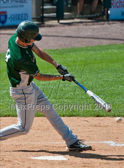 Thumbnail 3 in Duxbury vs. Northbridge (MIAA Division 2 Final) photogallery.
