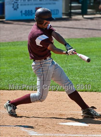 Thumbnail 1 in Duxbury vs. Northbridge (MIAA Division 2 Final) photogallery.