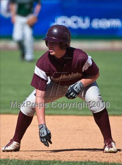 Thumbnail 2 in Duxbury vs. Northbridge (MIAA Division 2 Final) photogallery.
