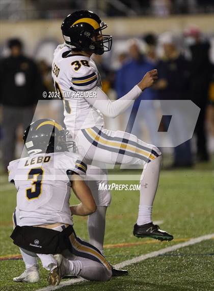 Thumbnail 2 in Mt. Lebanon vs. St. Joseph's Prep (PIAA 6A Final) photogallery.