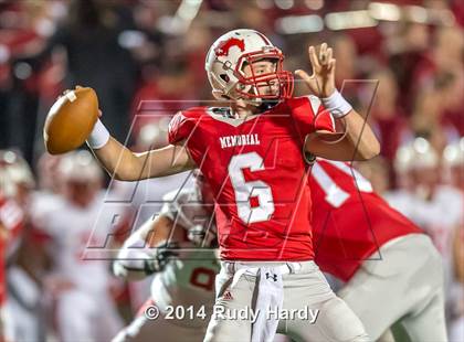 Thumbnail 2 in Katy vs. Memorial (UIL 6A D2 Area Playoff) photogallery.