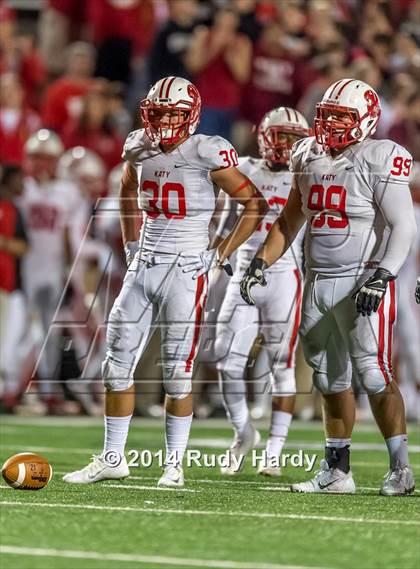 Thumbnail 2 in Katy vs. Memorial (UIL 6A D2 Area Playoff) photogallery.