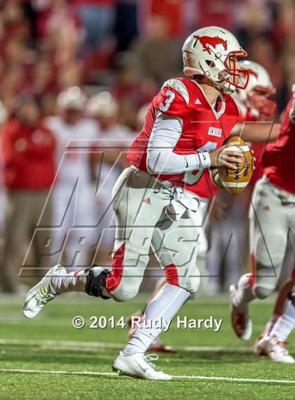 Thumbnail 3 in Katy vs. Memorial (UIL 6A D2 Area Playoff) photogallery.