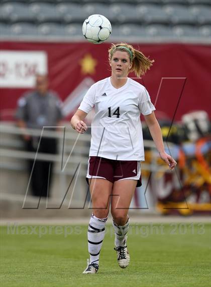 Thumbnail 3 in Cheyenne Mountain vs. Broomfield (CHSAA 4A Final) photogallery.