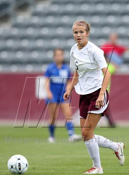 Thumbnail 2 in Cheyenne Mountain vs. Broomfield (CHSAA 4A Final) photogallery.