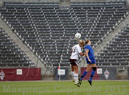 Thumbnail 3 in Cheyenne Mountain vs. Broomfield (CHSAA 4A Final) photogallery.