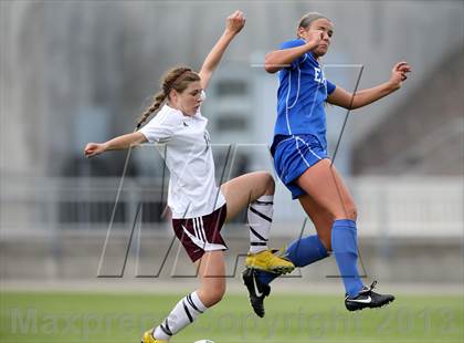 Thumbnail 3 in Cheyenne Mountain vs. Broomfield (CHSAA 4A Final) photogallery.