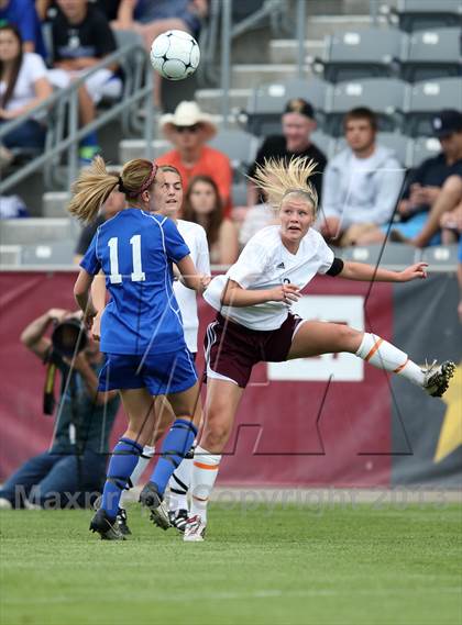 Thumbnail 3 in Cheyenne Mountain vs. Broomfield (CHSAA 4A Final) photogallery.