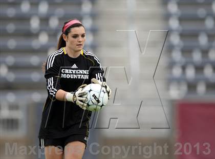 Thumbnail 2 in Cheyenne Mountain vs. Broomfield (CHSAA 4A Final) photogallery.