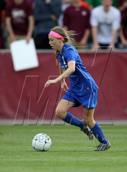 Thumbnail 2 in Cheyenne Mountain vs. Broomfield (CHSAA 4A Final) photogallery.