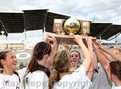 Thumbnail 2 in Cheyenne Mountain vs. Broomfield (CHSAA 4A Final) photogallery.