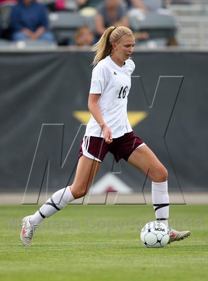 Thumbnail 3 in Cheyenne Mountain vs. Broomfield (CHSAA 4A Final) photogallery.