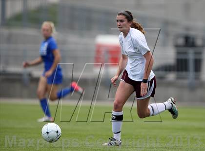 Thumbnail 3 in Cheyenne Mountain vs. Broomfield (CHSAA 4A Final) photogallery.