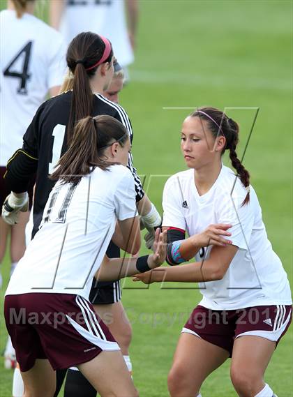 Thumbnail 1 in Cheyenne Mountain vs. Broomfield (CHSAA 4A Final) photogallery.