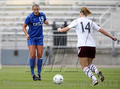 Thumbnail 2 in Cheyenne Mountain vs. Broomfield (CHSAA 4A Final) photogallery.