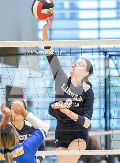 Thumbnail 1 in Carl Hayden Community vs Lincoln Prep (EPIC Tournament Chandler Prep Invite) photogallery.
