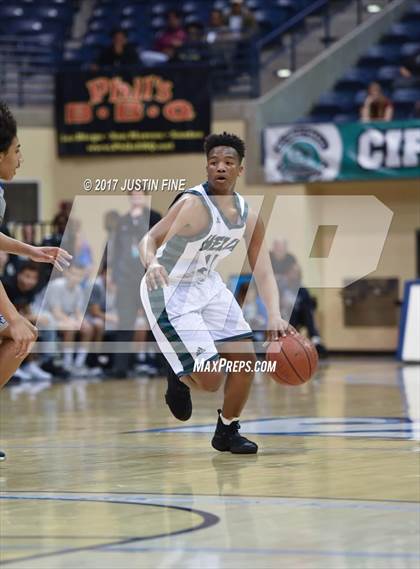 Thumbnail 3 in Orange Glen vs. Helix (CIF San Diego Division II Final) photogallery.