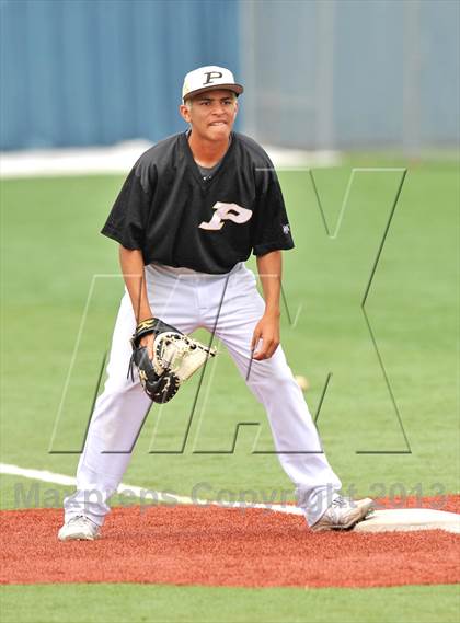 Thumbnail 3 in Gunter vs Palmer (UIL 2A Region 2 Semifinals) photogallery.