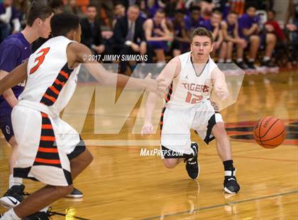 Thumbnail 1 in Collinsville @ Edwardsville photogallery.