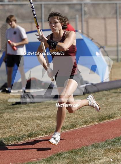Thumbnail 3 in Greeley Twilight Invitational (Pole Vault) photogallery.