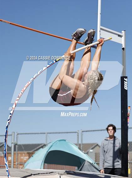 Thumbnail 3 in Greeley Twilight Invitational (Pole Vault) photogallery.