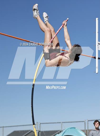 Thumbnail 1 in Greeley Twilight Invitational (Pole Vault) photogallery.
