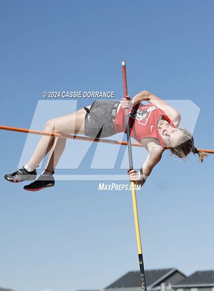 Thumbnail 1 in Greeley Twilight Invitational (Pole Vault) photogallery.