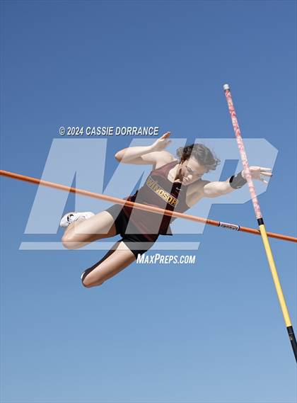 Thumbnail 1 in Greeley Twilight Invitational (Pole Vault) photogallery.