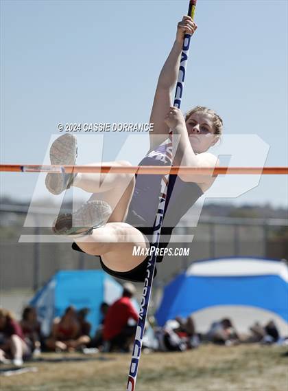 Thumbnail 2 in Greeley Twilight Invitational (Pole Vault) photogallery.
