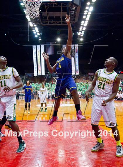 Thumbnail 2 in Roosevelt vs Fresno (CIF CS D3 Final) photogallery.