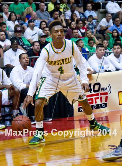 Thumbnail 2 in Roosevelt vs Fresno (CIF CS D3 Final) photogallery.