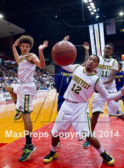 Thumbnail 2 in Roosevelt vs Fresno (CIF CS D3 Final) photogallery.