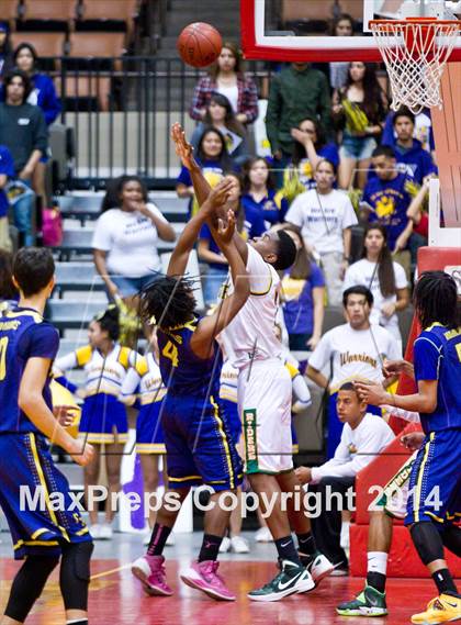 Thumbnail 1 in Roosevelt vs Fresno (CIF CS D3 Final) photogallery.