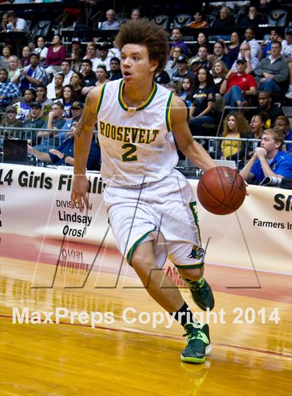Thumbnail 1 in Roosevelt vs Fresno (CIF CS D3 Final) photogallery.